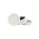 grinder b y n 3.webp